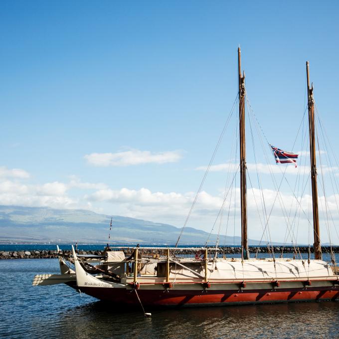 夏威夷 Māʻalaea 海湾的 Moʻokiha o Piʻilani 远洋独木舟 夏威夷 Māʻalaea 海湾的 Moʻokiha o Piʻilani 远洋独木舟